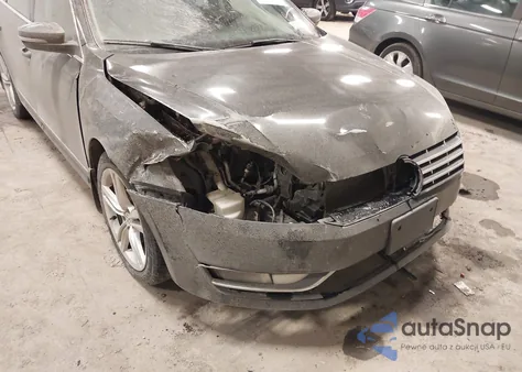 2015 Volkswagen Passat 2.0L Tdi Sel Premium from USA, damaged, VIN 1VWCV7A33FC046734